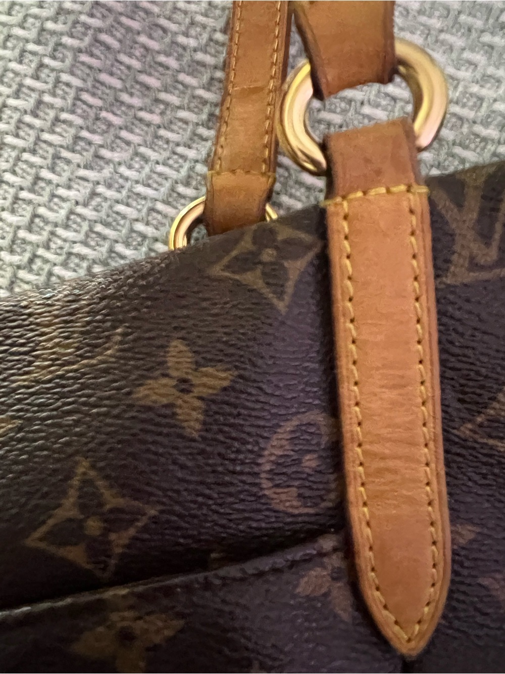 Louis Vuitton Large Brown Monogram Canvas Shoulder Bag with Tan Leather Trim - Picture 9 of 16